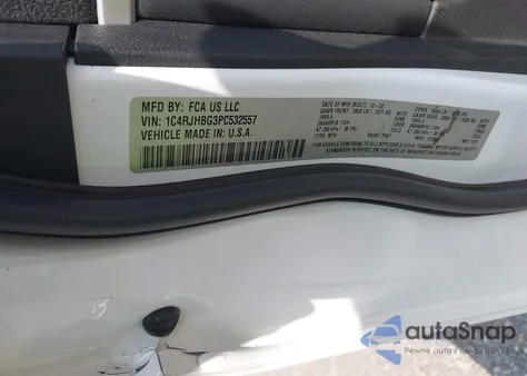 2023 Jeep Grand Cherokee Limited 4X4 from USA, damaged, VIN 1C4RJHBG3PC532557